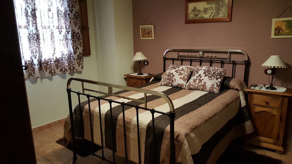 Apartamentos Rurales Tauro Cabezuela Del Valle Extérieur photo